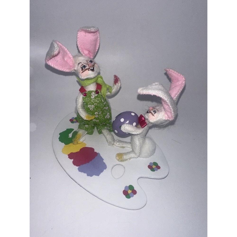 ANNALEE 2009 5" EASTER EGG PAINTING BUNNY PALS